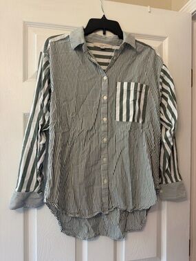 LOFT Striped Button-Up Shirt